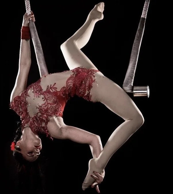 Diving Deep into the World of Circus with Darya Vintilova — 2