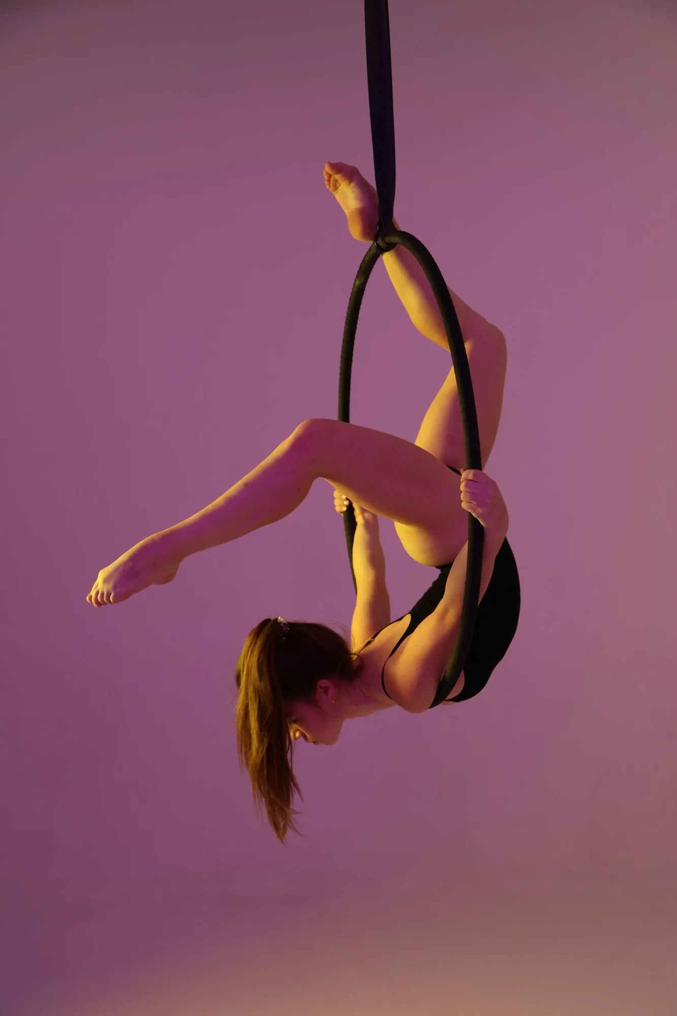 "I am not a typical circus performer": an interview with Ukrainian artist Daria Levchenko — 2