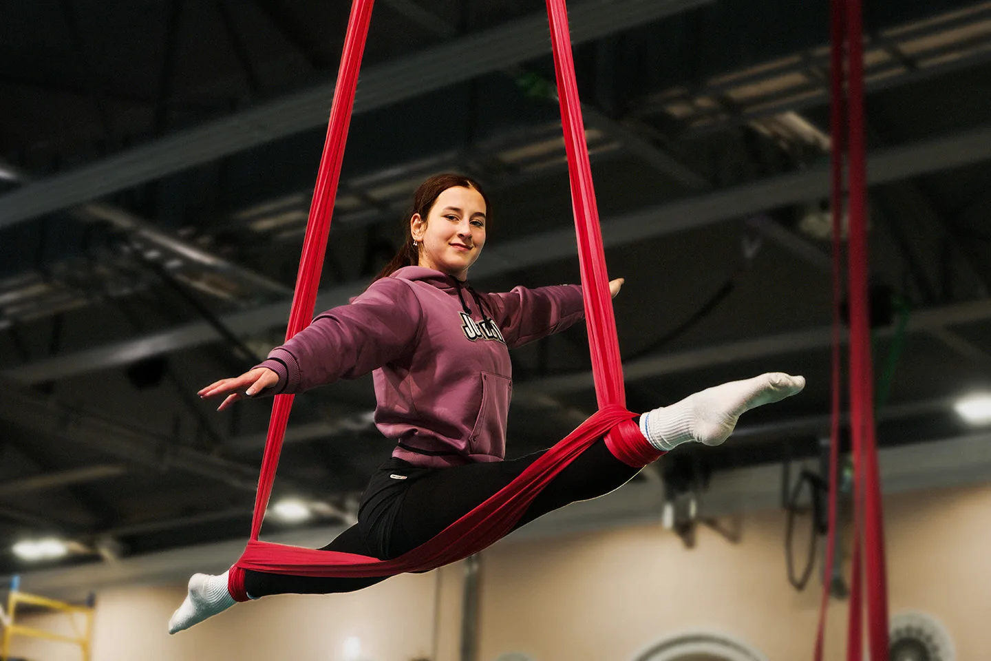 Цирк, циркове життя, circus, circus life, Національний цирк України, Цирк Київ, циркове мистецтво, циркове шоу, circus inspiration, circus arts, circus around the world, circus artist, circus fun, circus show, циркова освіта в Україні, КМАЕЦМ, мистецтво
