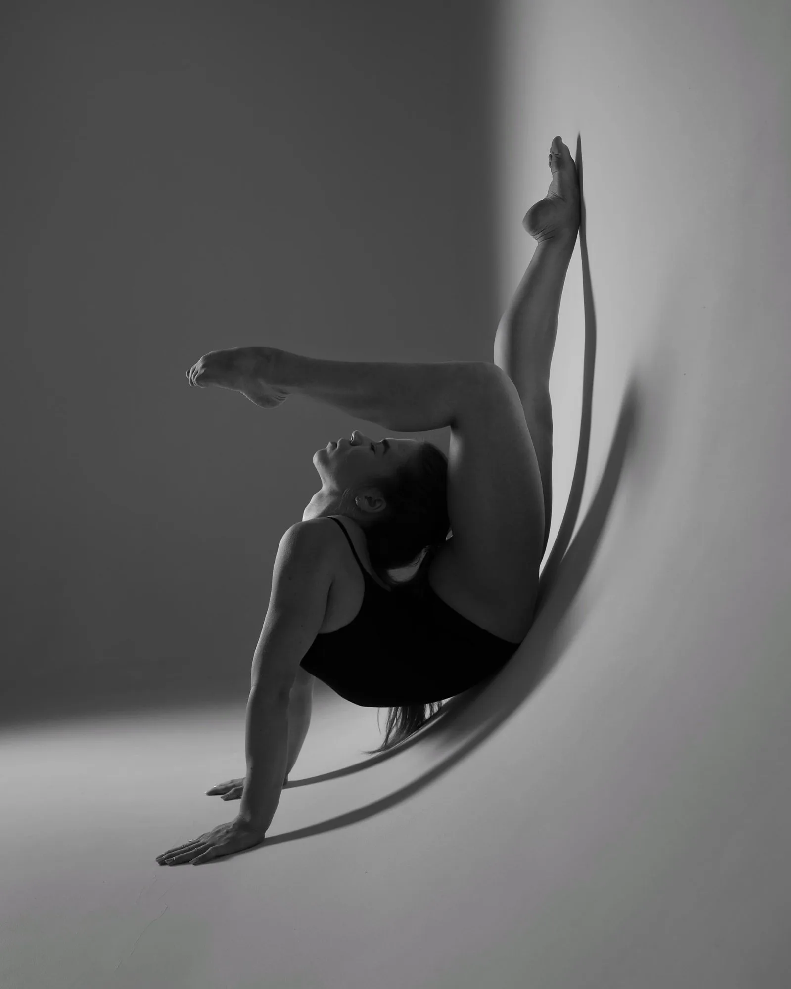 "I am not a typical circus performer": an interview with Ukrainian artist Daria Levchenko — 3