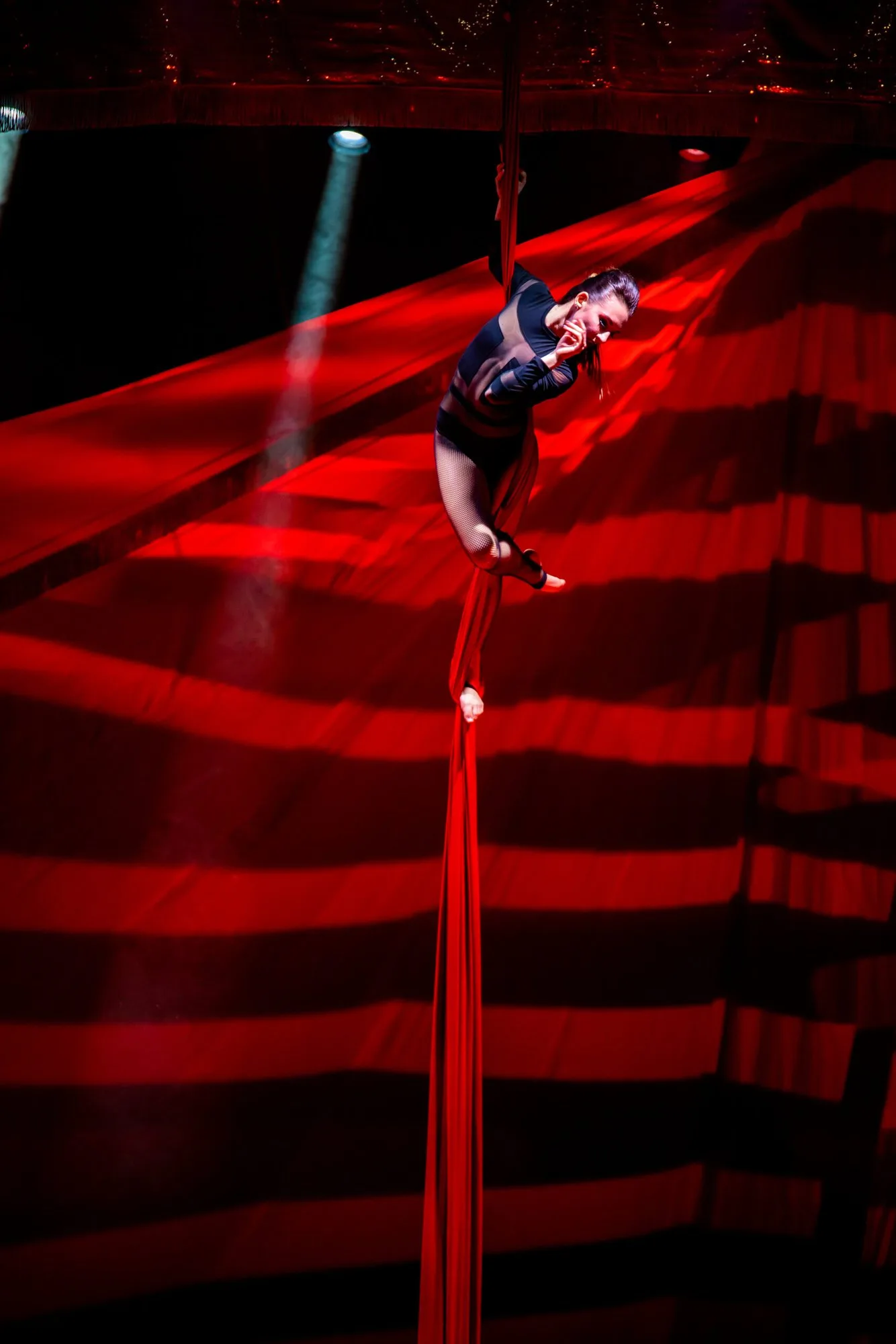 Love on the High Seas: Tales of Circus Artists Turned Cruise Performers — 8